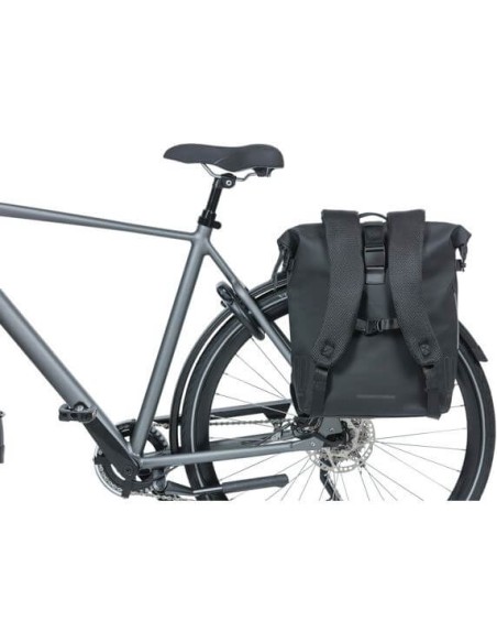 Basil rugtas SoHo Nordlight night zwart 17L
