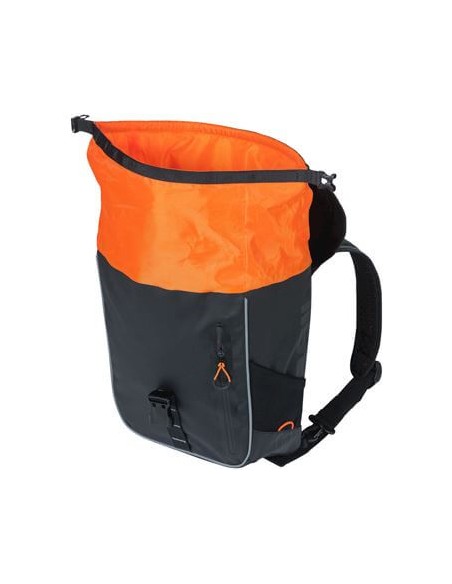 Basil rugtas Miles Tarpaulin zwart oranje 17L