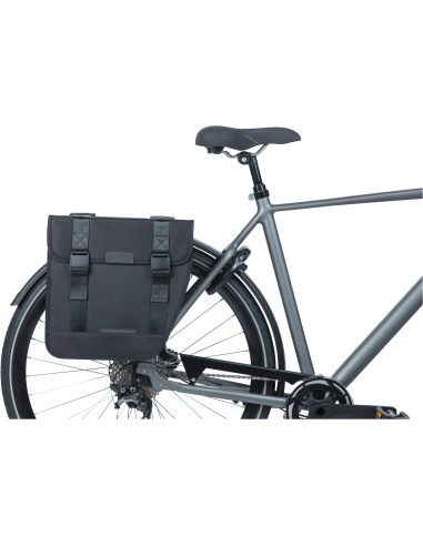 Basil fietstas dubbel Tour zwart 28L