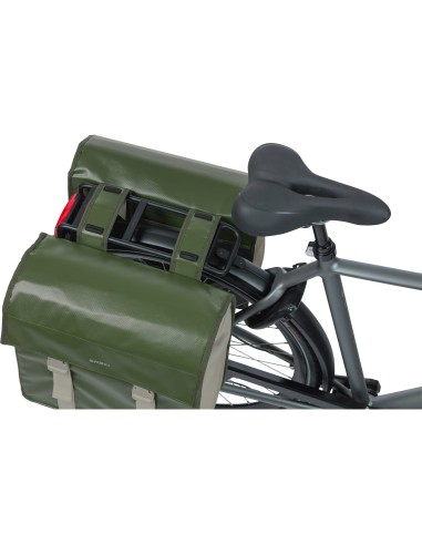 Basil fietstas dubbel Urban load moss green / sand 48-53L