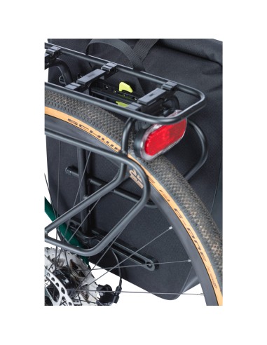 Basil fietstas enkel Navigator L Waterproof zwart 25-31L