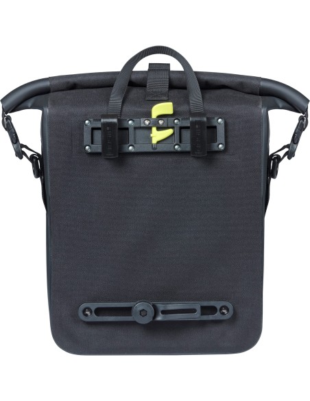 Basil fietstas enkel Navigator M Waterproof zwart 12-15L
