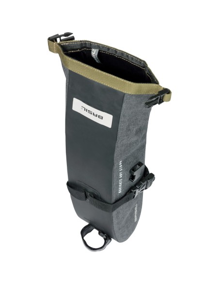 Basil zadeltas Navigator Storm M zwart 1,5L
