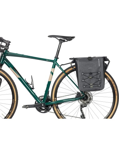 Basil fietstas enkel Navigator Storm M zwart 12-15L