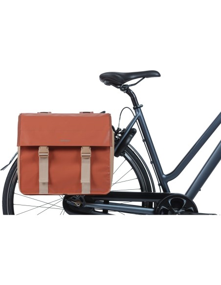 Basil fietstas dubbel Urban load terra red/rose 48-53L