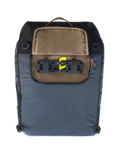 Basil rugtas Miles daypack black slate 17L