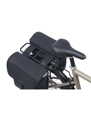 Basil fietstas dubbel Go zwart 32L