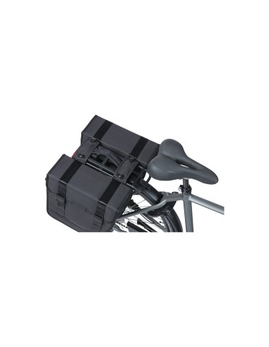 Basil fietstas dubbel Tour zwart MIK 28L