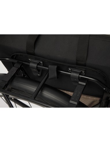 New Looxs schoudertas Tendo Oslo black/green 21L